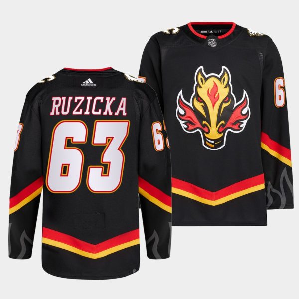 Calgary Flames Adam Ruzicka 2022-23 Blasty Alternate Black Jersey Calgary Flames Adam Ruzicka 2022-23 Blasty Alternate Black Jersey